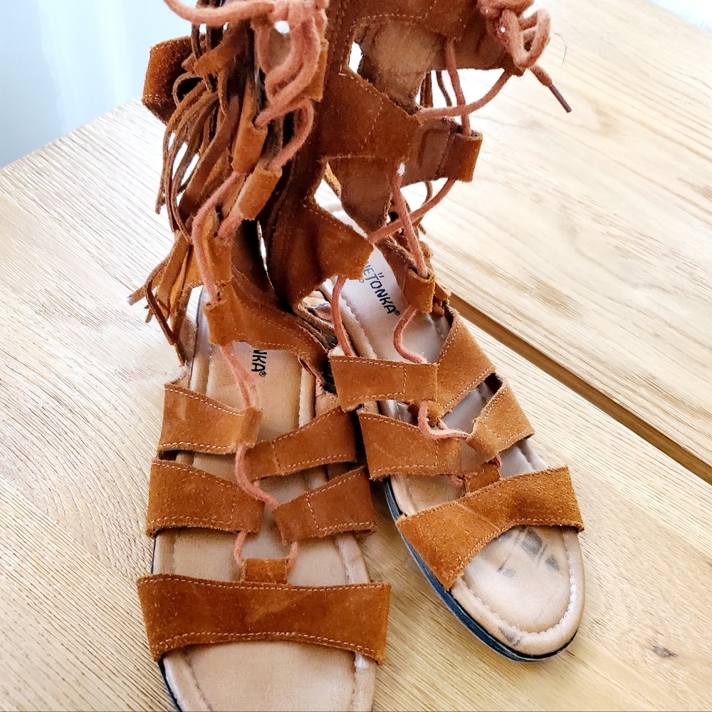 SandalsMinnetonka Mulos Leather Gladiator Sandals size 10